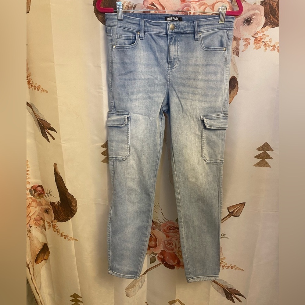 Buffalo size 6 “Becky” high rise skinny cargo jeans​​​​​